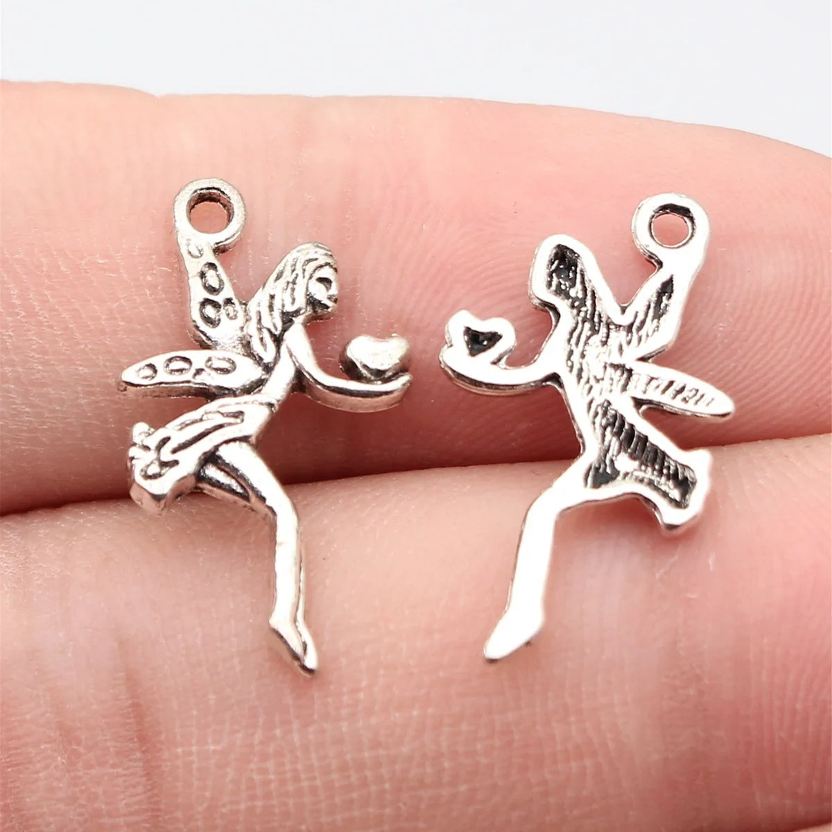 22x13mm 0.82g Antique Silver Zinc Alloy Angel Holding Heart Charm Pendant for DIY Necklace Jewelry