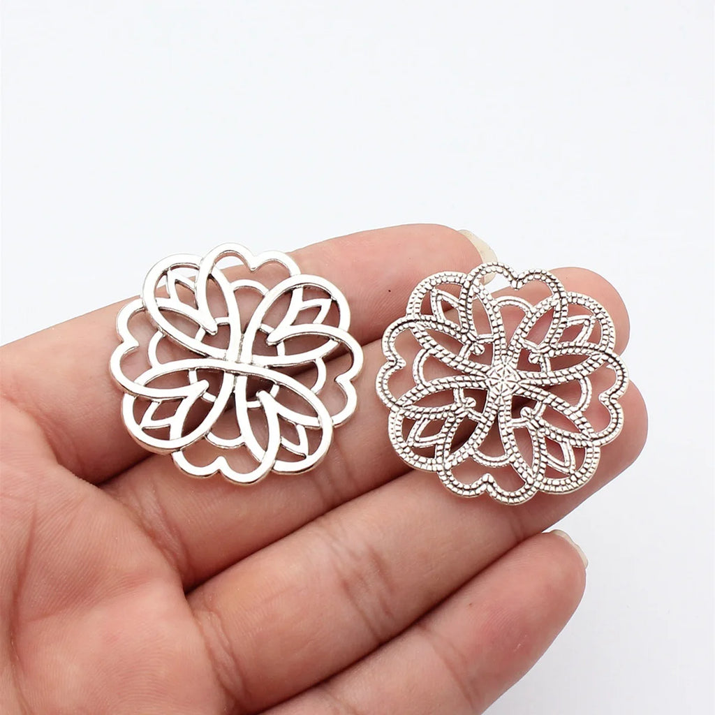 38x38mm 5.6g Antique Silver Zinc Alloy Flower Filigree Charm Pendant for DIY Necklace Making