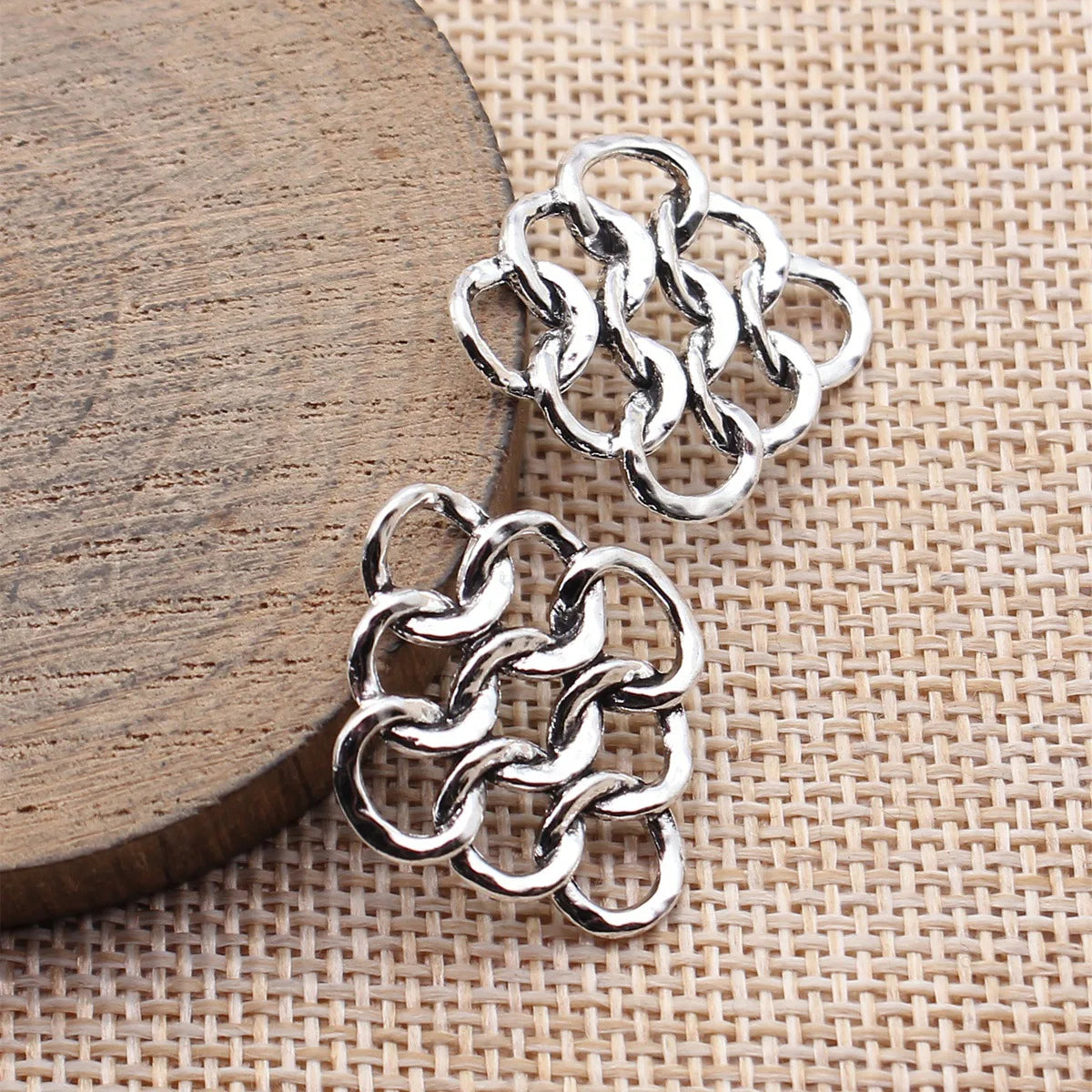 27x23mm 2.1g Multicolor Zinc Alloy Hollow Geometric Diamond Connector Charm for DIY Necklace Making
