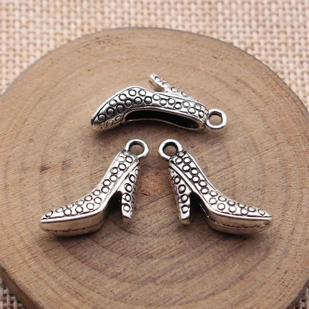 20x18x7.1mm 2.8g Antique Silver Zinc Alloy 3D High Heel Shoe Charm Pendant for DIY Jewelry Making