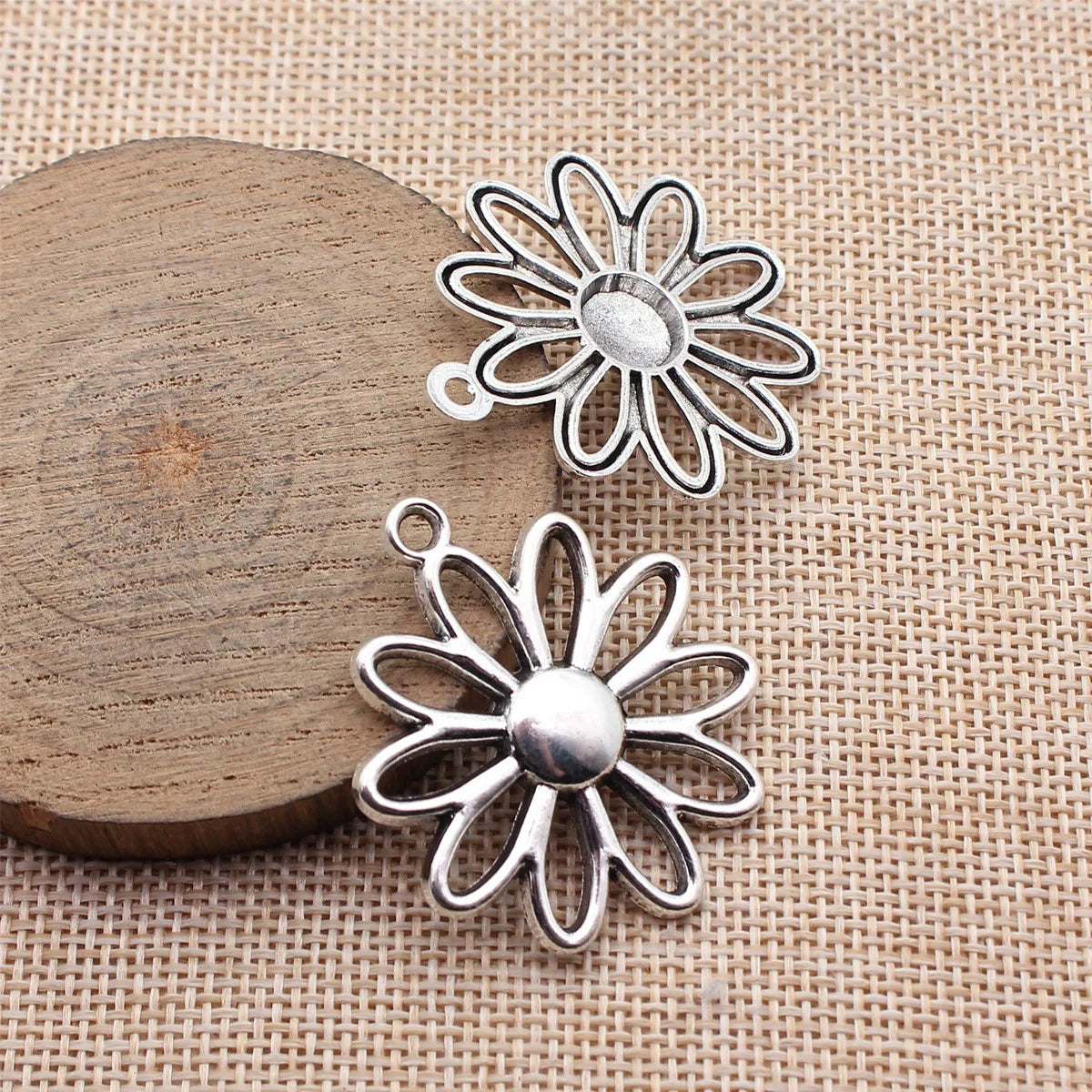 41x35mm 4.3g Antique Silver Zinc Alloy Hollow Flower Charm Pendant for DIY Necklace Earrings Jewelry