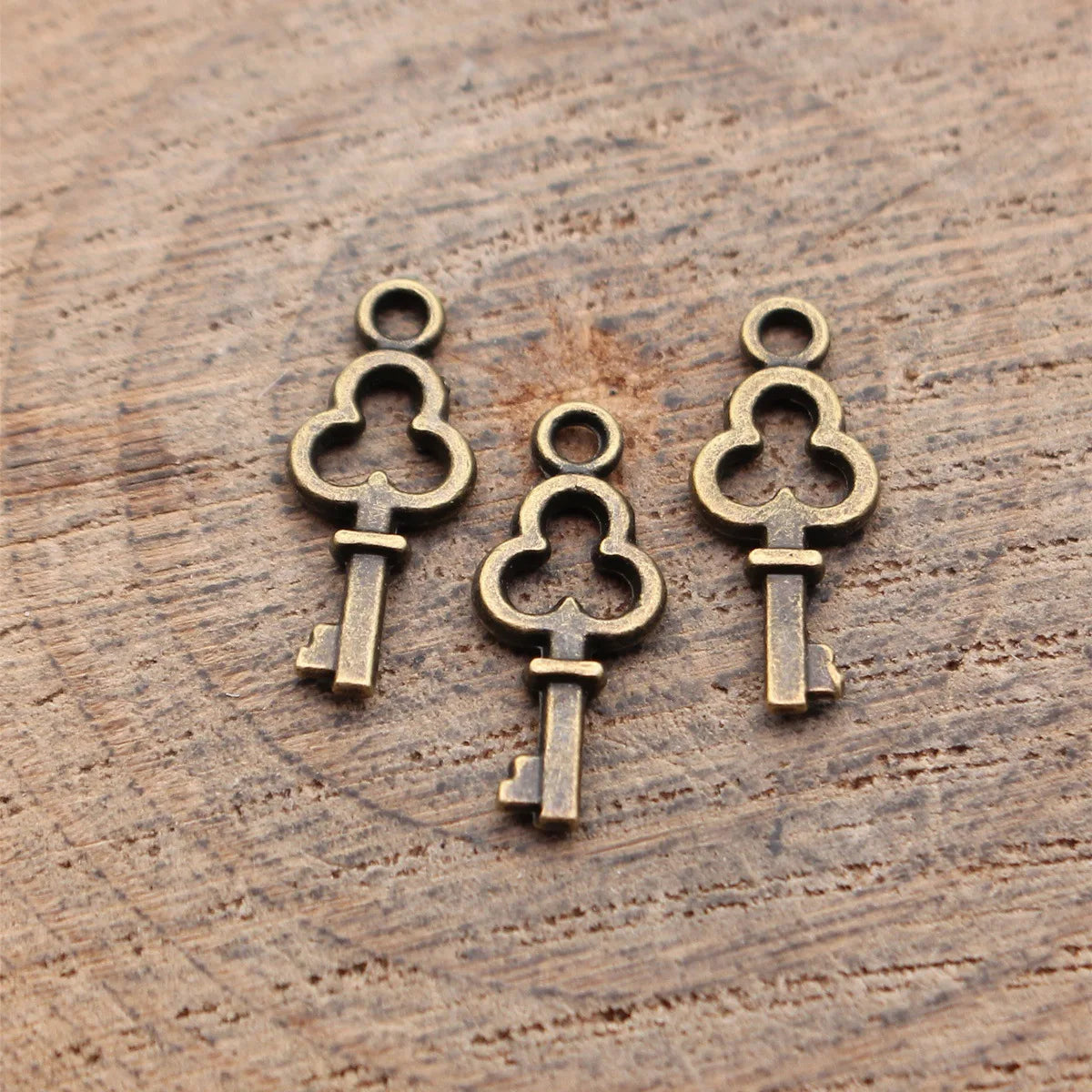 16x6.6mm 0.24g Multicolor Zinc Alloy Small Key Charm Pendant for DIY Bracelet Necklace Jewelry Making