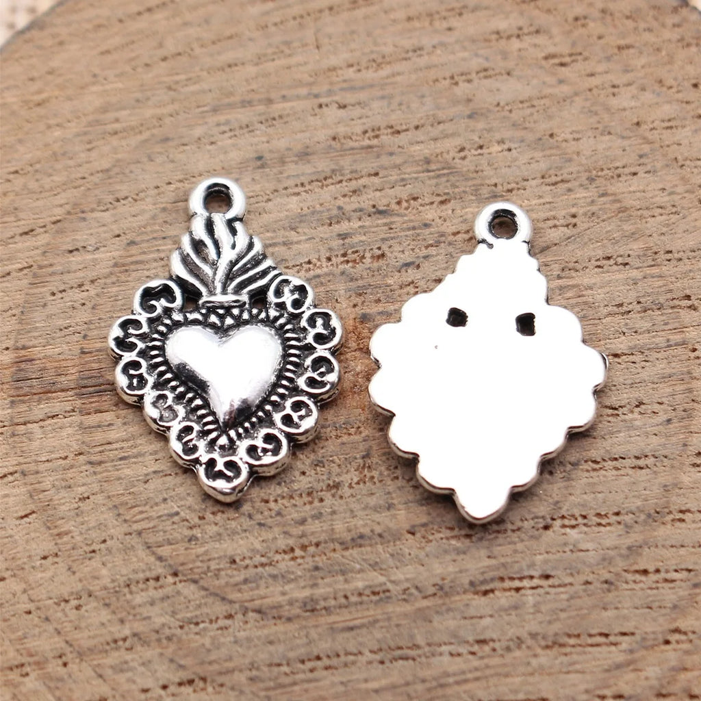 21x14mm 1.3g Antique Silver Zinc Alloy Gothic Heart Charm Pendant for DIY Necklace Bracelet Jewelry