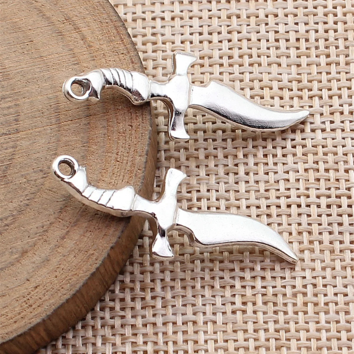 35x13mm 1.9g Antique Silver Zinc Alloy Knife Charm Pendant for DIY Punk Necklace Jewelry Making