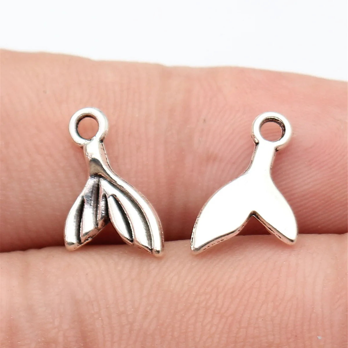 13x8.6mm 0.48g Antique Silver Zinc Alloy Fish Tail Charm Pendant for DIY Necklace Bracelet Making