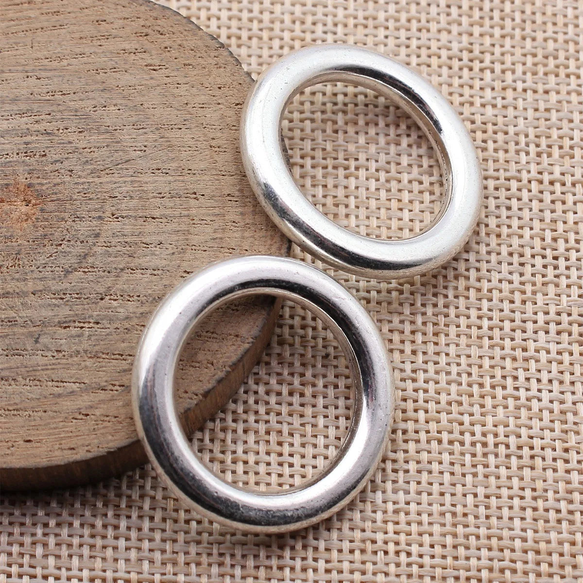 32x32x4.2mm 9.7g Antique Silver Zinc Alloy Round Ring Connector Charm Jewelry Findings for DIY Bracelet Making