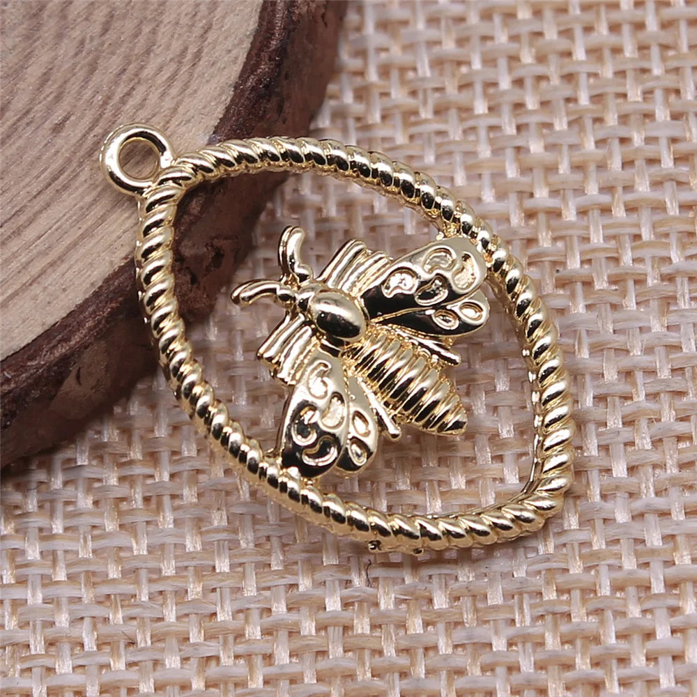28x18mm 2.2g KC Gold Zinc Alloy Bee Charm Pendant for DIY Necklace Bracelet Jewelry Making