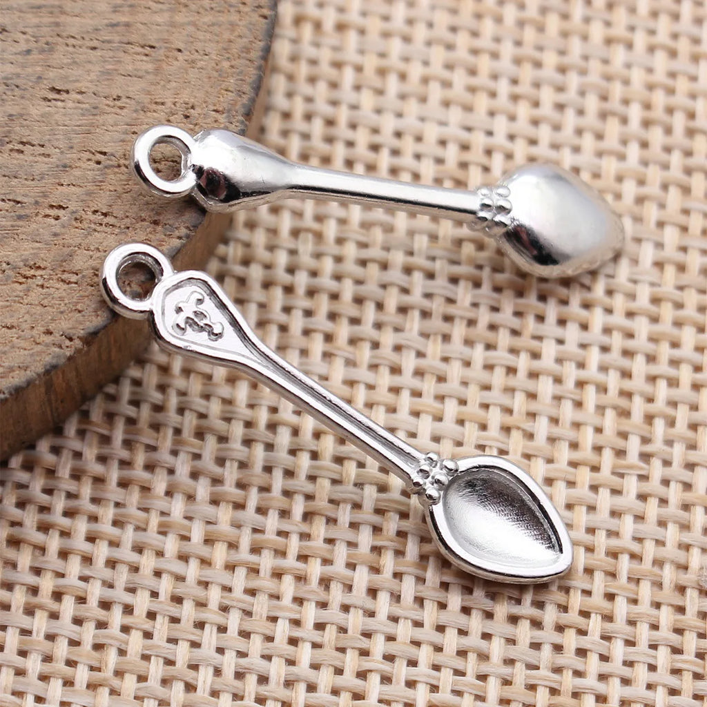 31x6.9mm 0.9g White K Color Zinc Alloy Spoon charm pendant for DIY necklace bracelet jewelry making