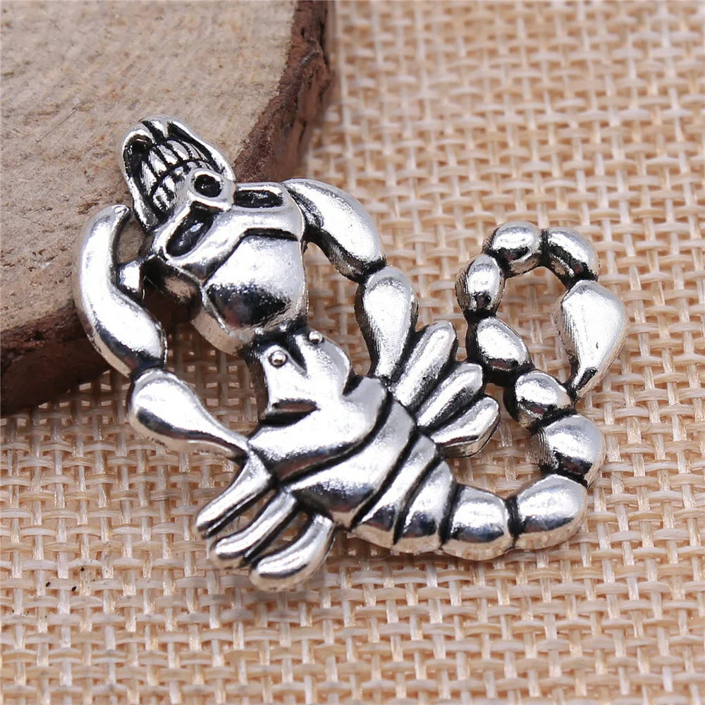 37x33mm 4.1g Antique Silver Zinc Alloy Scorpion Skull Charm Pendant for DIY Necklace Jewelry Making