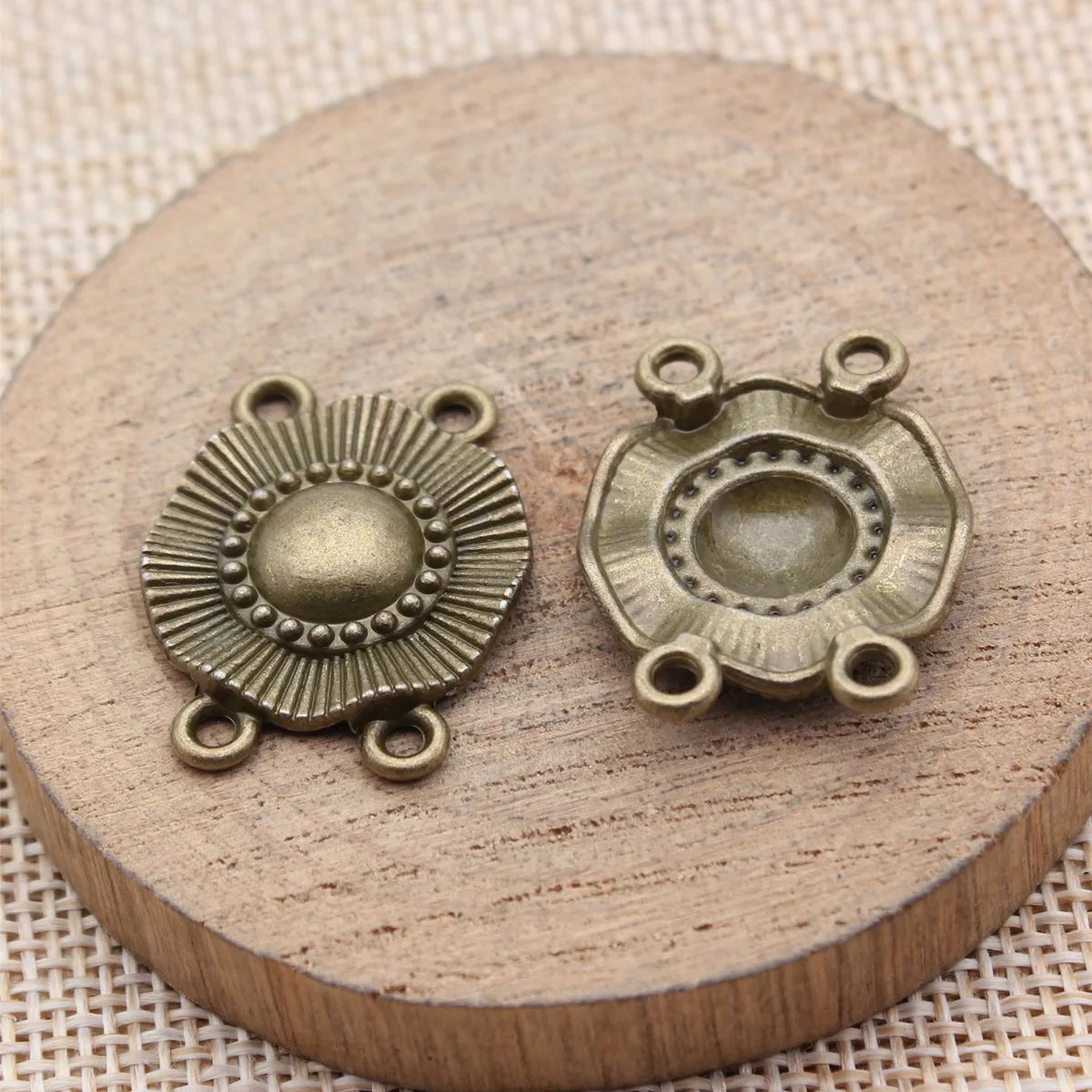21x26mm 2.5g Multicolor Zinc Alloy Four Hole Body Chain Connector Charm for Waist Chain Making