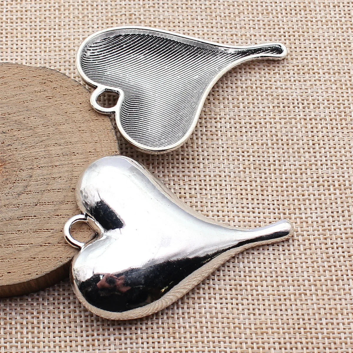 59x42mm 12.4g Antique Silver Zinc Alloy Smooth Heart Charm Pendant for Necklace Jewelry Making