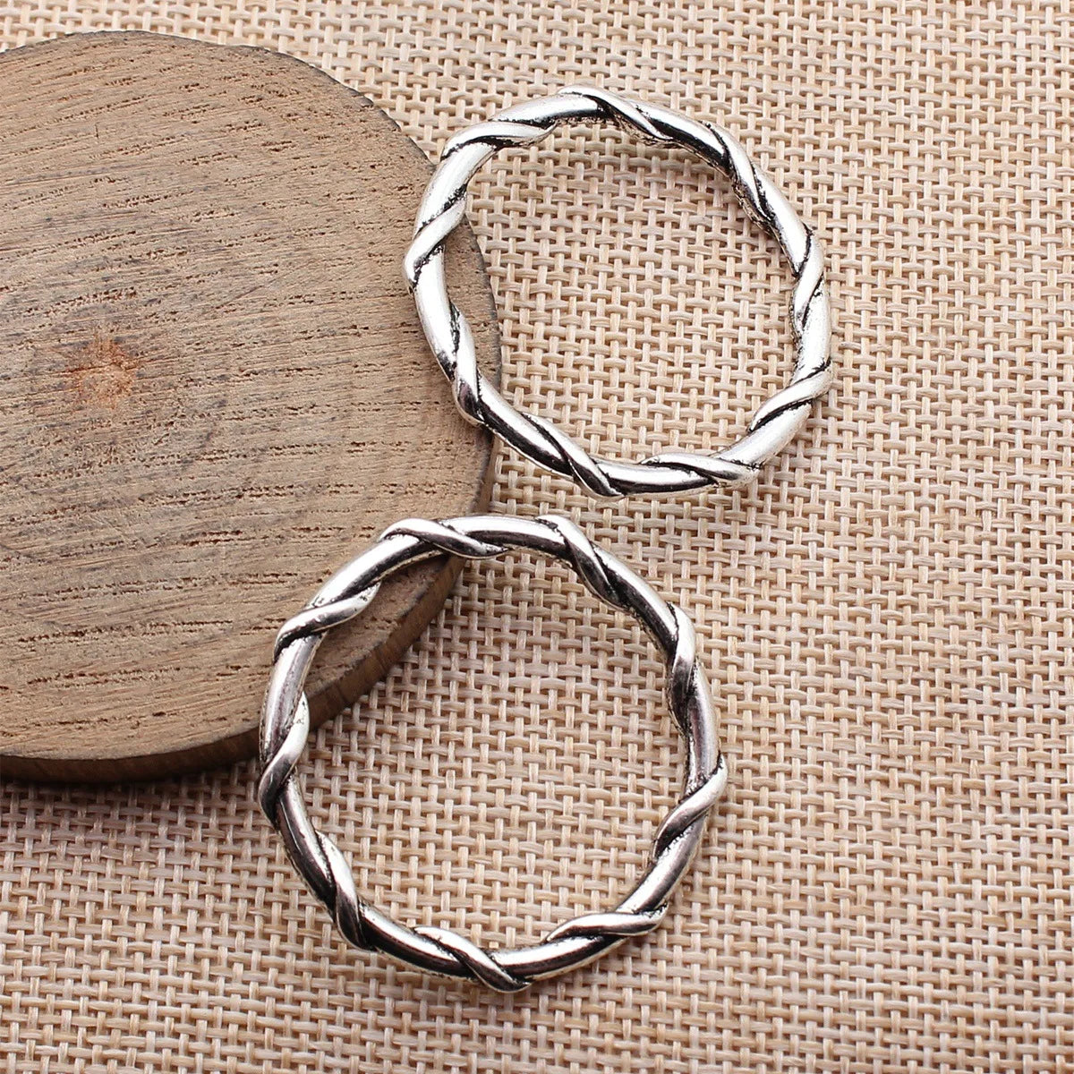 38x38mm 4.8g Antique Silver Zinc Alloy Vine Round Ring Connector Charm for Necklace Bracelet Making