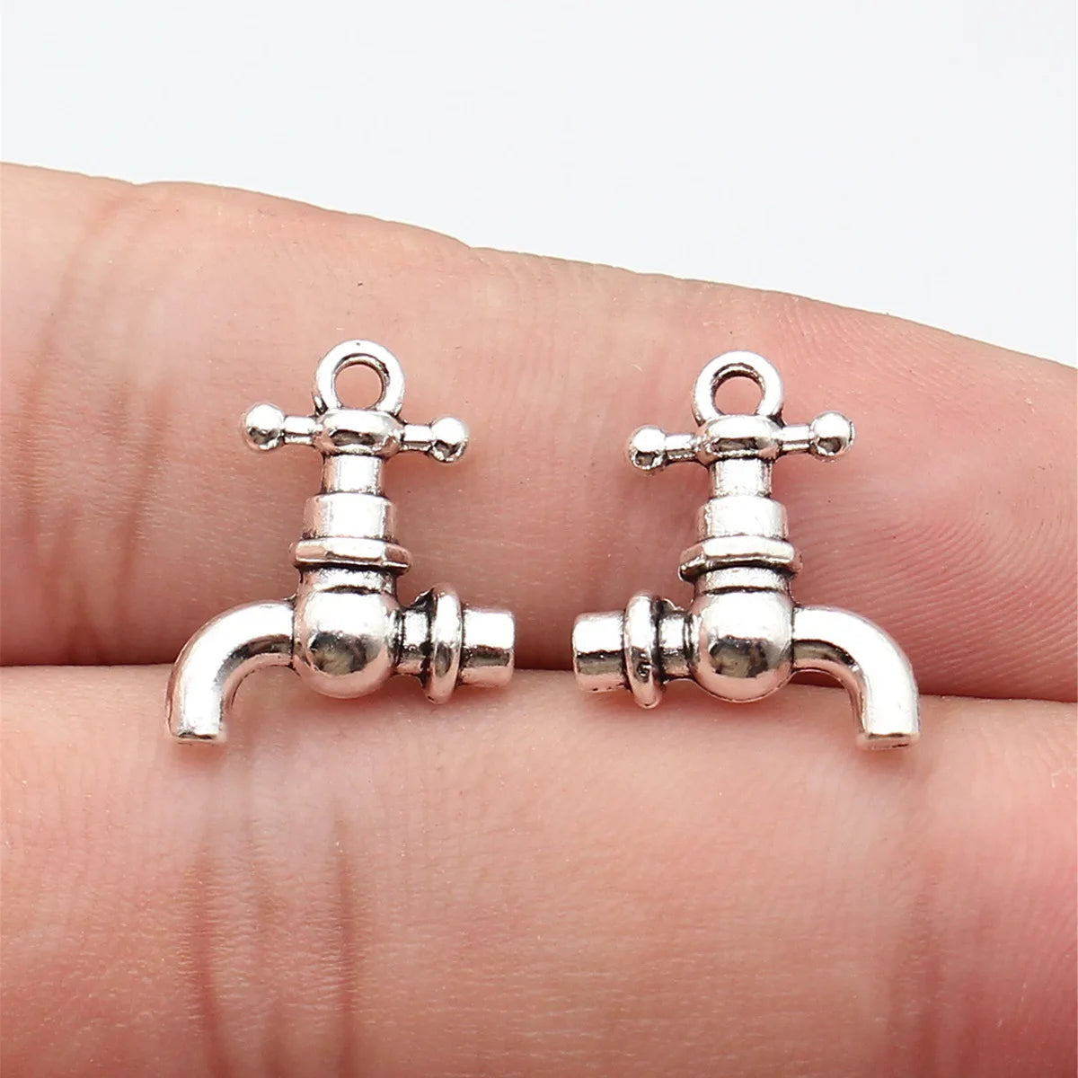 17x14mm 1.6g Antique Silver Zinc Alloy Faucet Charm Pendant for DIY Novelty Jewelry Making
