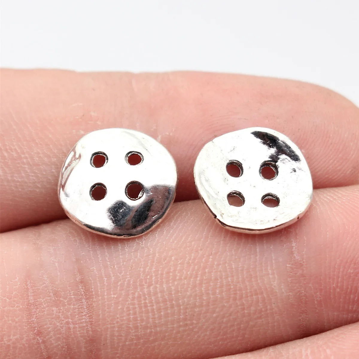 14x14x3mm 1.1g Antique Silver Zinc Alloy Curved Button Jewelry Findings for DIY Bracelet Accessories