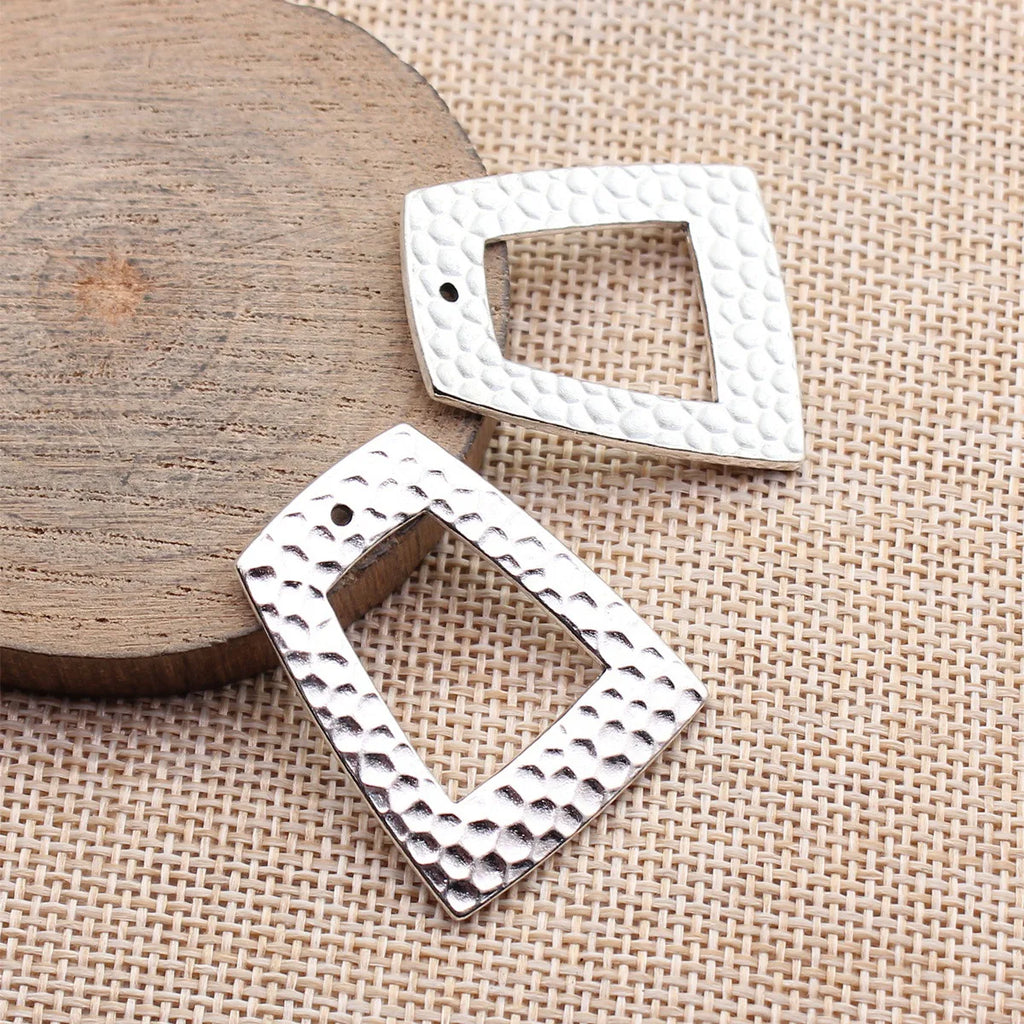 35x28mm 5.7g Multicolor Zinc Alloy Hollow Hammered Trapezoid Geometric Charm Pendant for DIY Earrings