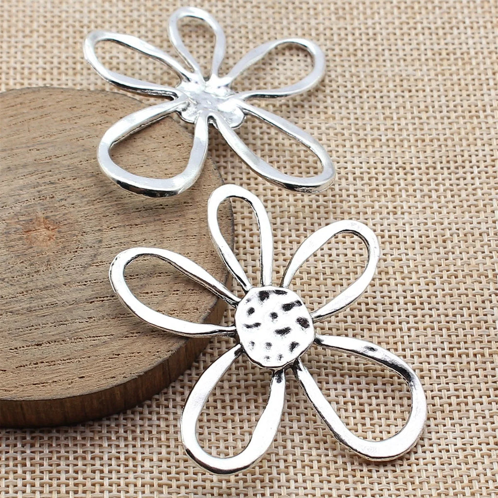 52x46mm 6.7g Antique Silver Zinc Alloy Hollow Five Petal Flower Charm Pendant for DIY Jewelry Making