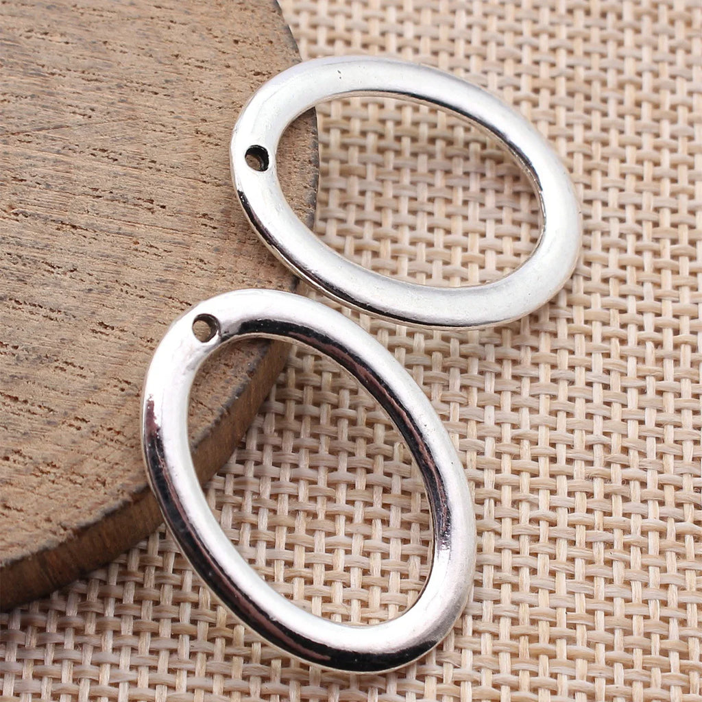 29x22mm 2.4g Antique Silver Zinc Alloy Openwork Oval Ring Hollow Charm Pendant for DIY Necklace Making