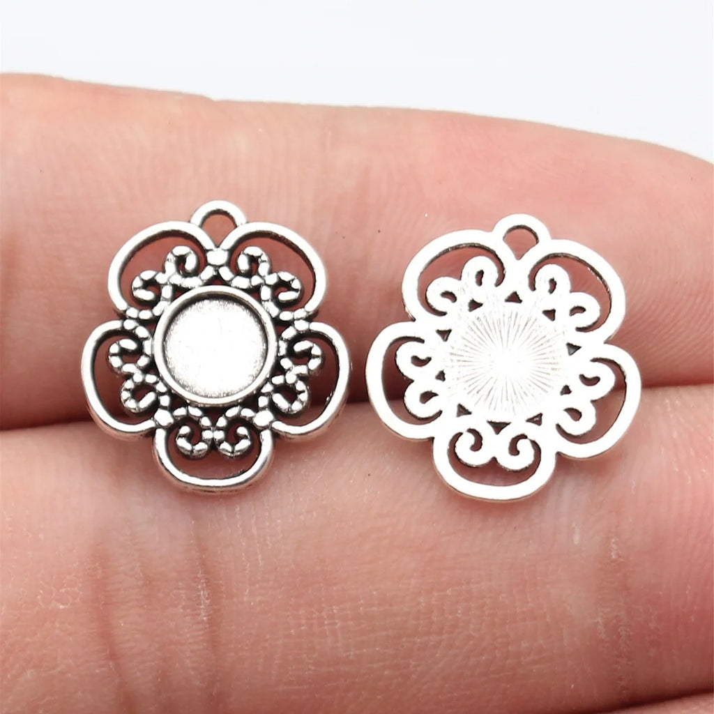 17x16mm 1.1g Antique Silver Zinc Alloy Flower Charm Pendant for DIY Necklace Bracelet Making