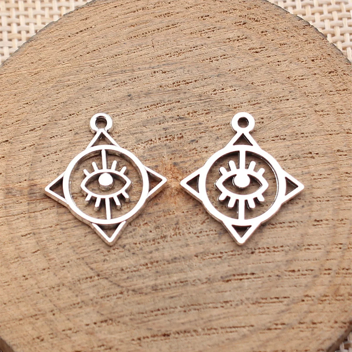 20x17mm 0.75g Antique Silver Zinc Alloy Diamond Eye Charm Pendant for DIY Necklace Bracelet Making
