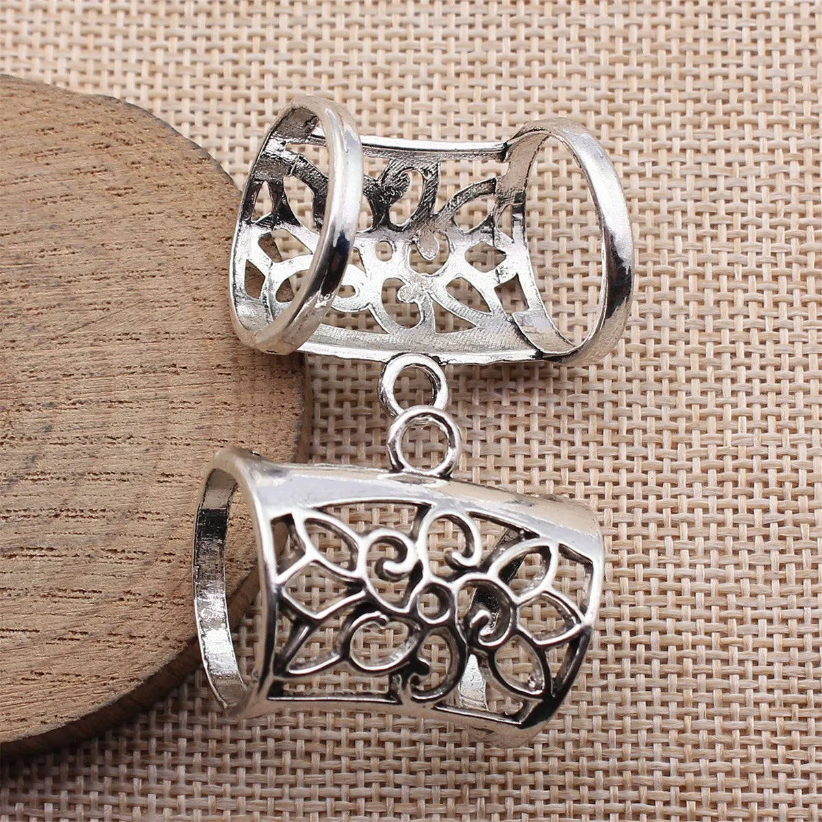 33x28x22mm 5.8g Antique Silver Zinc Alloy Hollow Floral Scarf Buckle Jewelry Findings for DIY Accessories