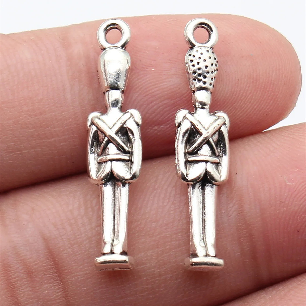 31x7mm 1.5g Antique Silver Zinc Alloy Tall Hat Soldier Guard Charm Pendant for DIY Jewelry Making