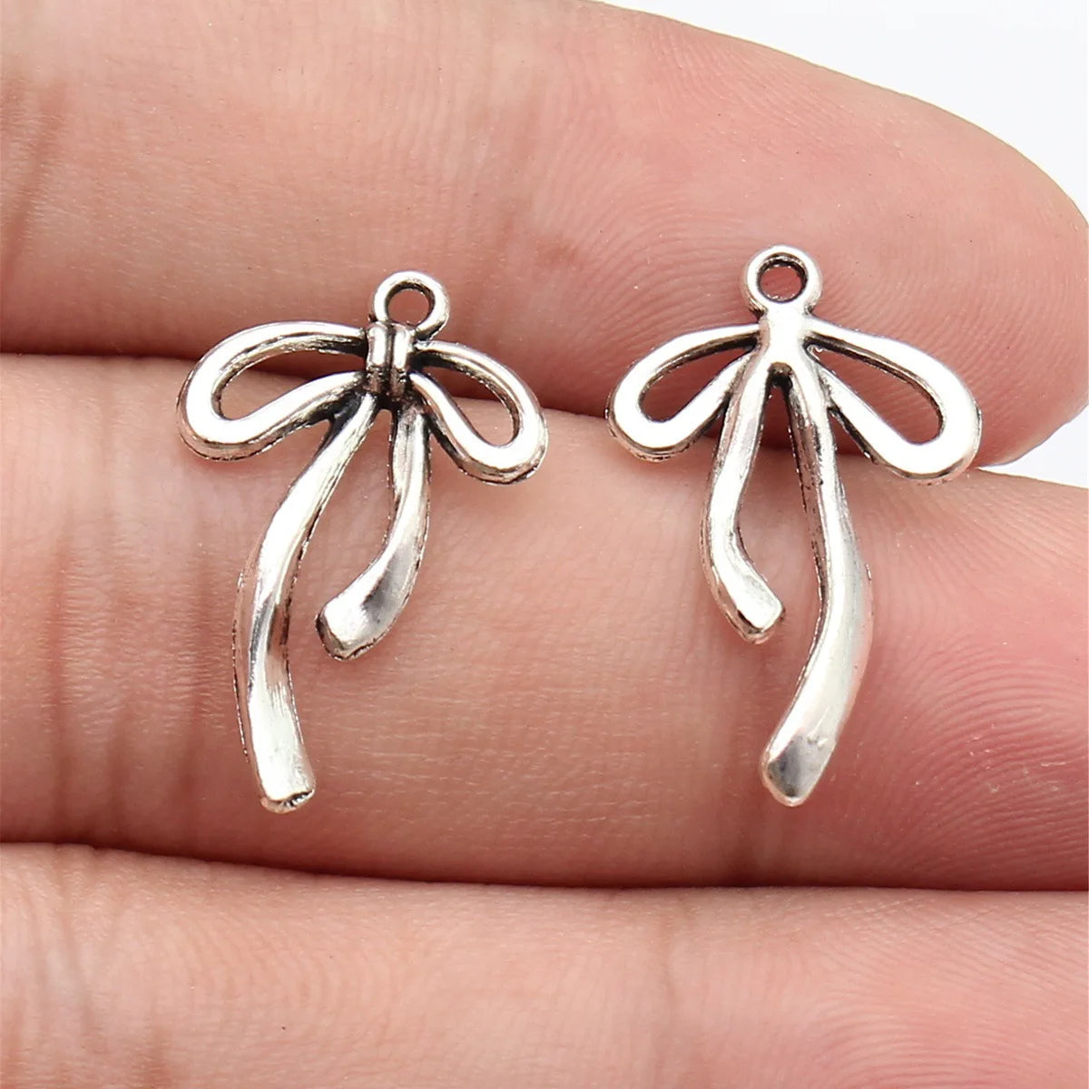 24x15mm 1g Antique Silver Zinc Alloy Bowknot Butterfly Charm Pendant for DIY Necklace Bracelet Jewelry Making
