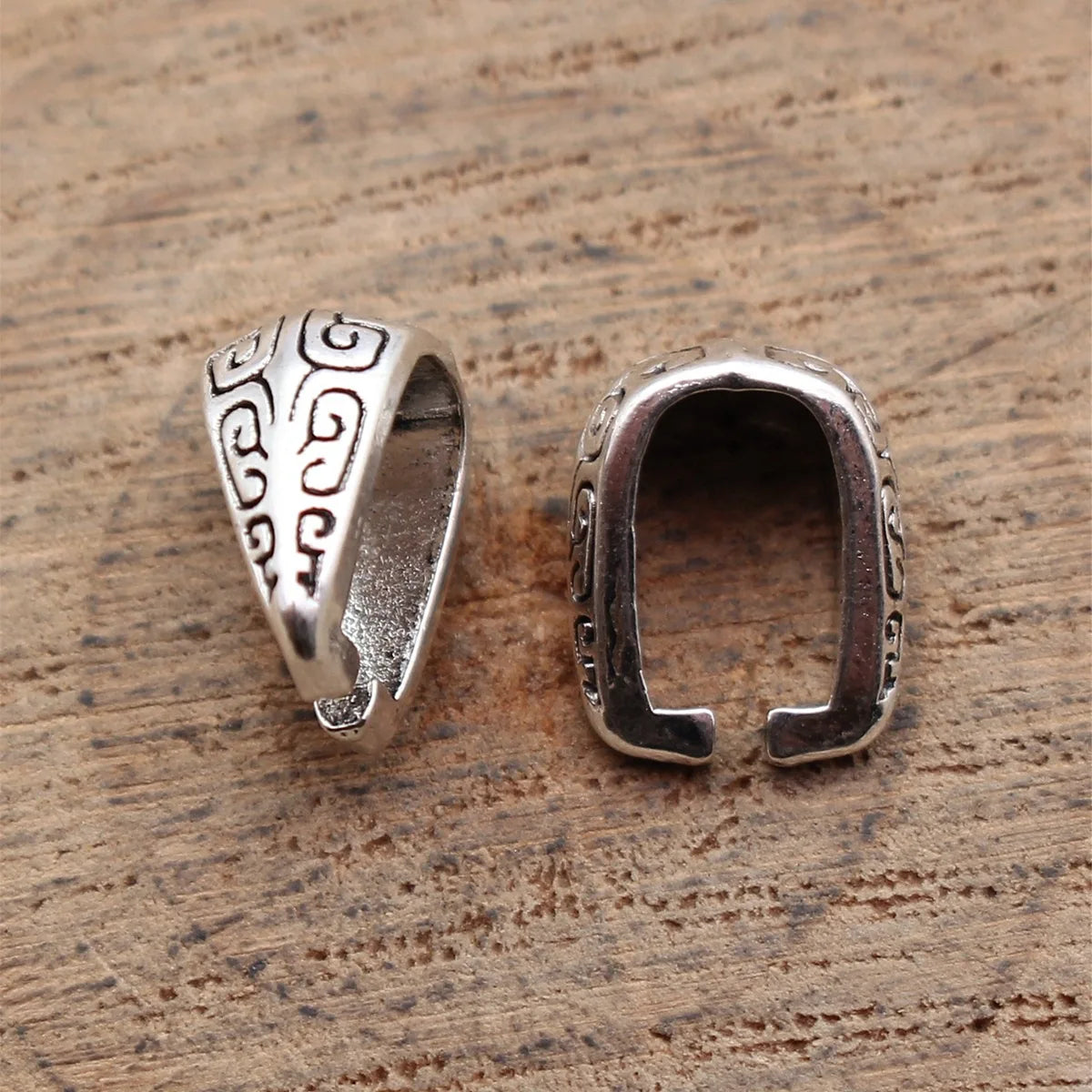 11x8.4x6mm 0.83g Antique Silver Zinc Alloy Carved Pendant Bail Clasp for DIY Necklace Jewelry Making