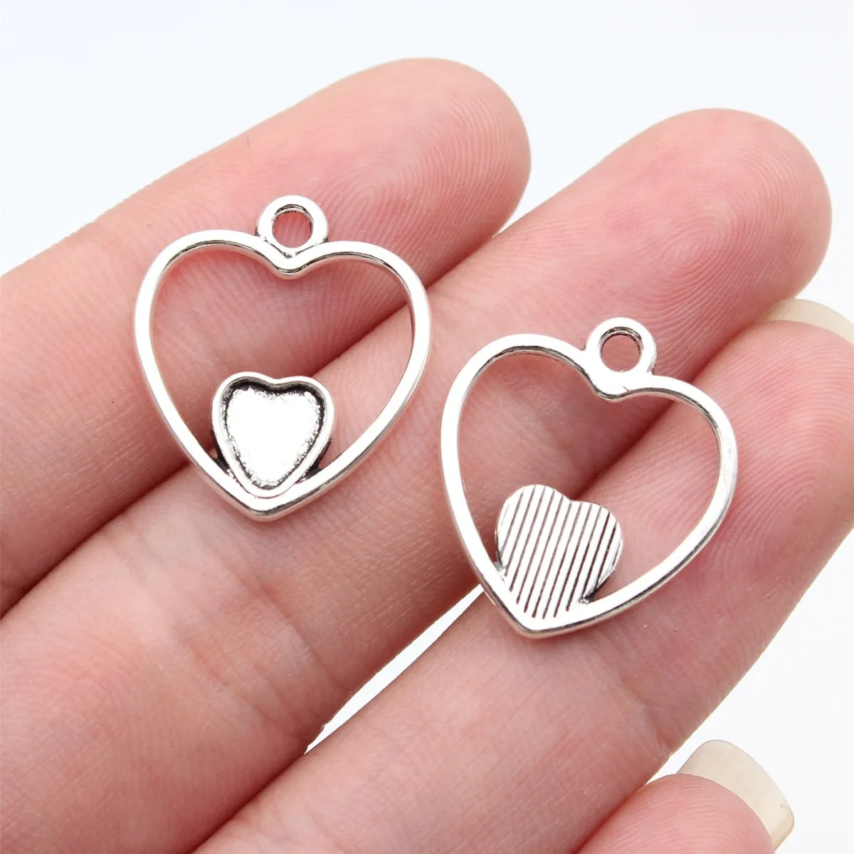 20x18mm 0.92g Antique Silver Zinc Alloy Heart Charm Pendant for DIY Bracelet Necklace Making