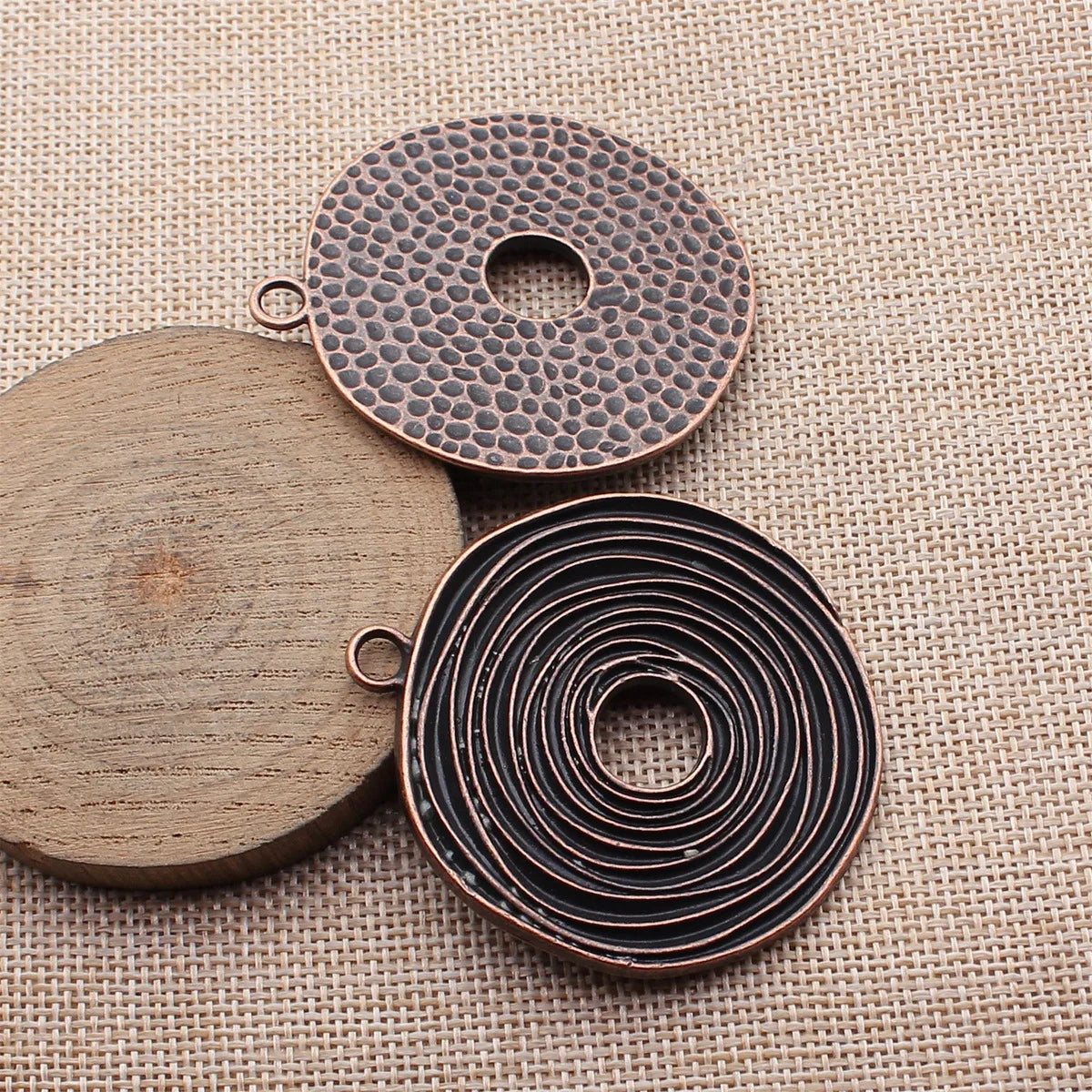 58x53mm 24.3g Multicolor Zinc Alloy Irregular Geometric Round Pattern Charm Pendant for DIY Jewelry