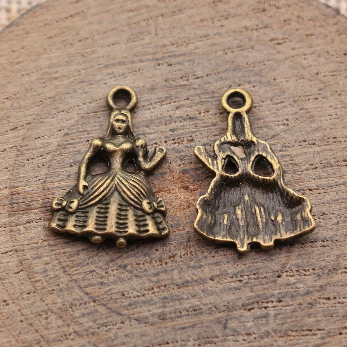 21x14mm 1.2g Multicolor Zinc Alloy Bow Dress Girl Butterfly Charm Pendant for Necklace Bracelet DIY Jewelry