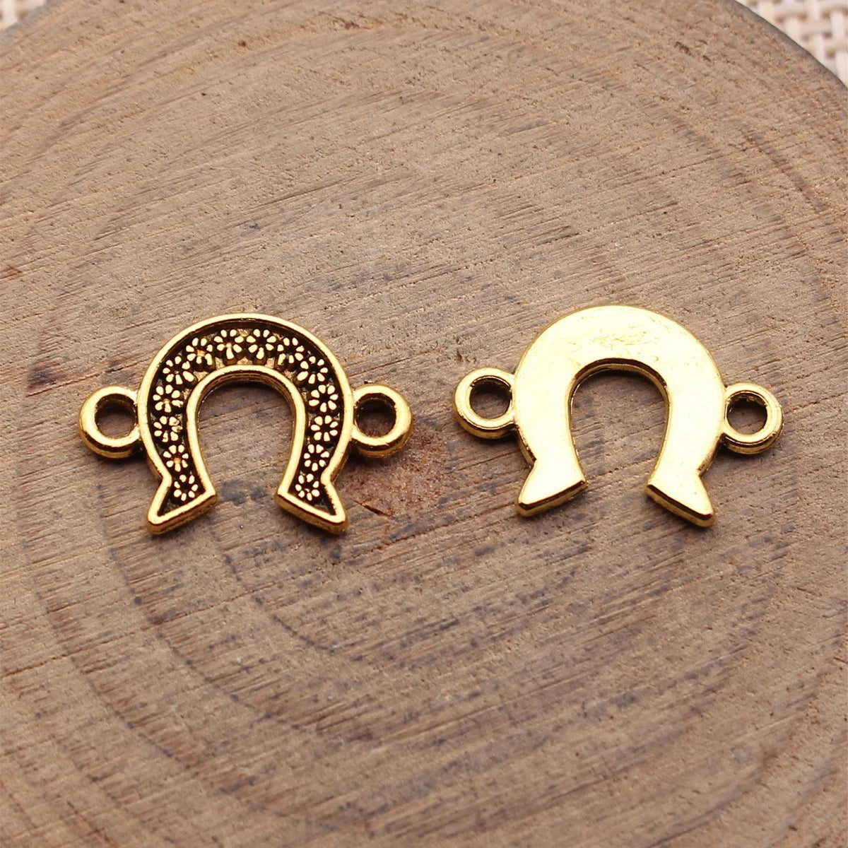 17x12mm 0.72g Multicolor iron Flower Horseshoe connector charm for DIY jewelry making