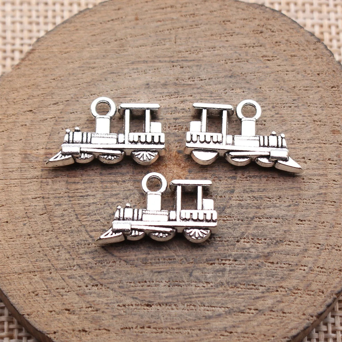 19x12x4mm 2g Multicolor Zinc Alloy Locomotive Train Charm Pendant for DIY ZAKKA Jewelry Accessories
