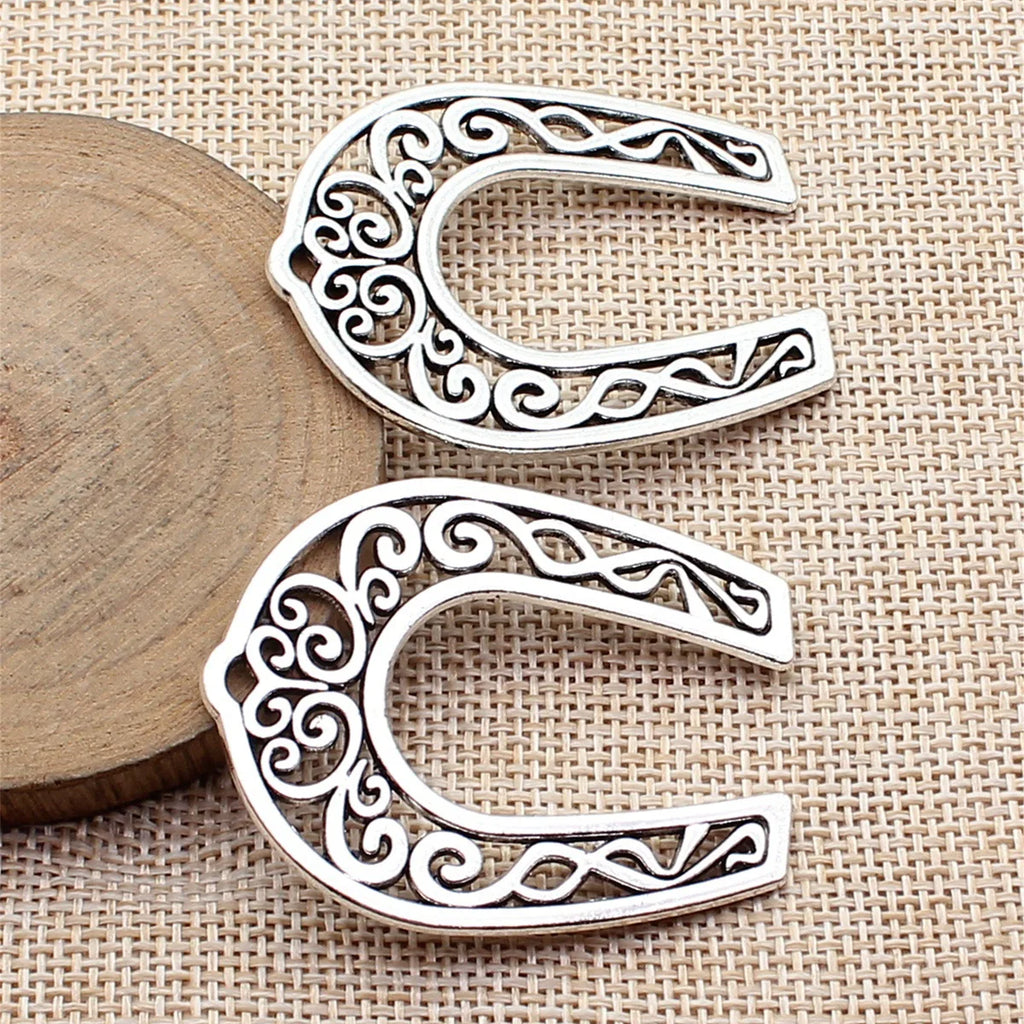 49x39mm 9.6g Multicolor Zinc Alloy Hollow Horseshoe Double Sided Charm Pendant for DIY Necklace Bracelet Jewelry