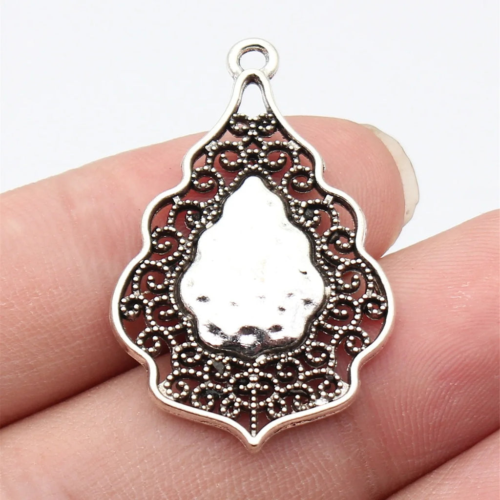 37x24mm 4.8g Multicolor Zinc Alloy Hollow Leaf Charm Pendant for DIY Necklace and Bracelet Jewelry Making