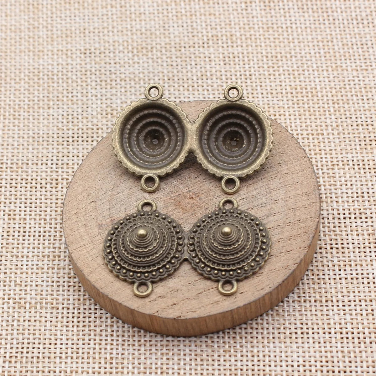 28x41mm 5g Multicolor Zinc Alloy Four Hole Body Chain Connector Charm for Waist Chain Headpiece Making