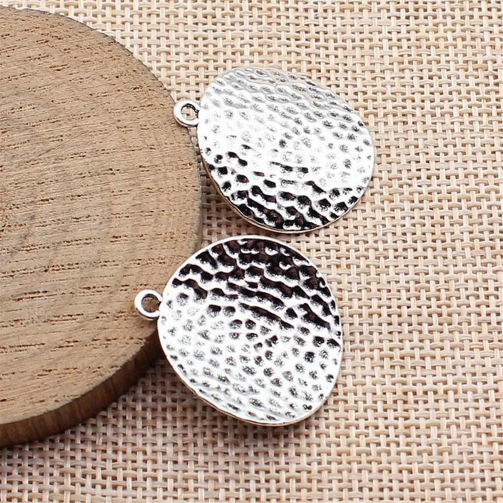30x26mm 2.8g Multicolor Zinc Alloy Hammered Twisted Round Disc Charm Pendant for DIY Jewelry Making