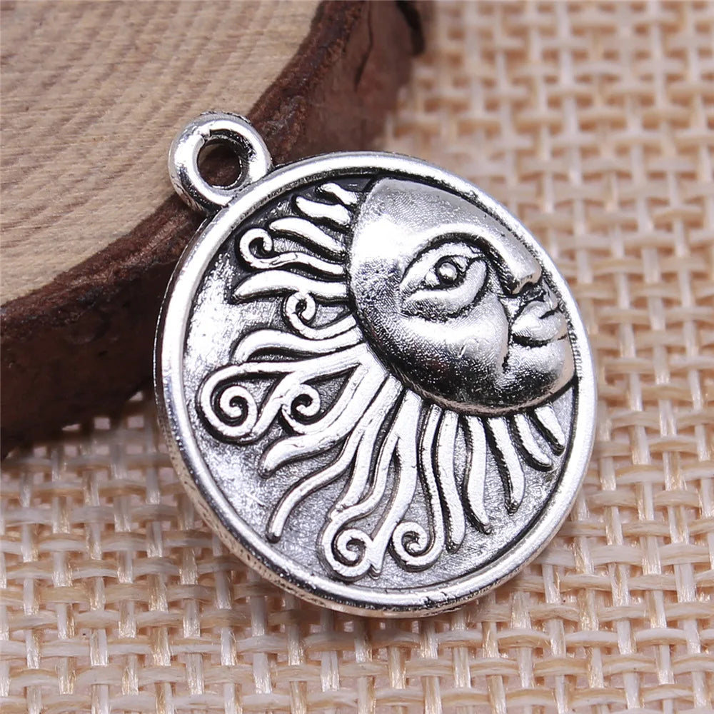 23x19mm 2.3g Antique Silver Zinc Alloy Sun Charm Pendant for Bracelet Necklace DIY Jewelry Making