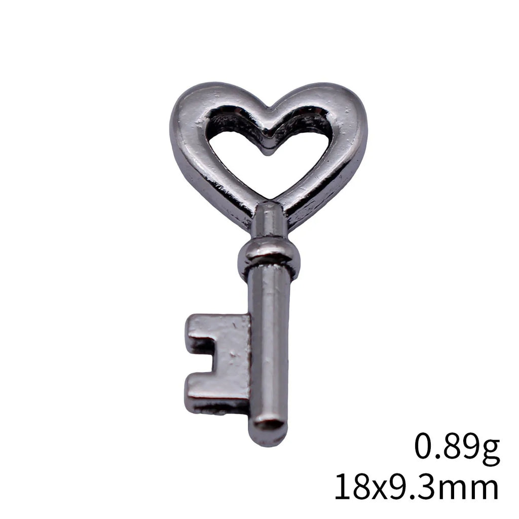 18x9.3mm 0.89g White K Blackened Zinc Alloy Heart Key Charm Pendant for DIY Necklace Bracelet Jewelry