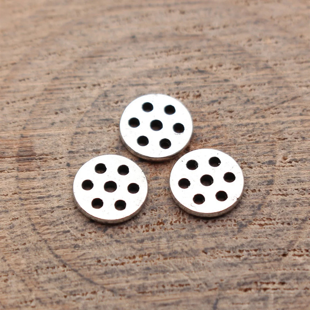 7.6x7.6x1.1mm 0.27g White K Tone Blackened Zinc Alloy Multi Hole Round Disc Jewelry Findings for DIY Earrings