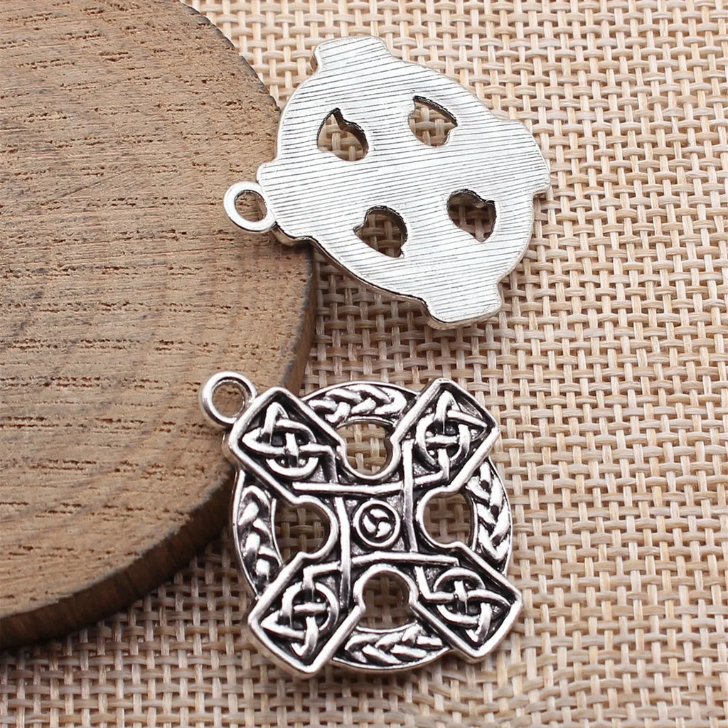 33x29mm 4.4g Antique Silver Zinc Alloy Celtic Knot Cross charm pendant for DIY necklace jewelry making