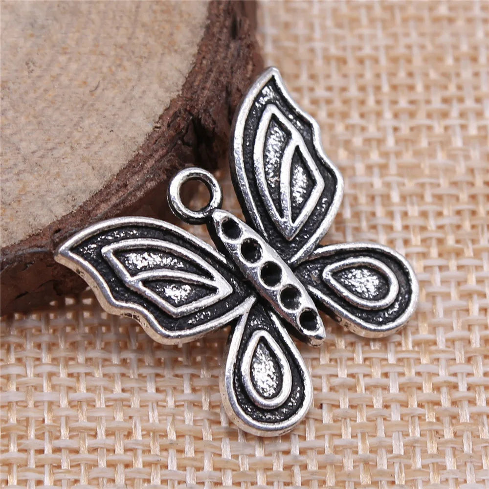 24x22mm 2.8g Antique Silver Zinc Alloy Butterfly Charm Pendant for DIY Necklace Bracelet Making