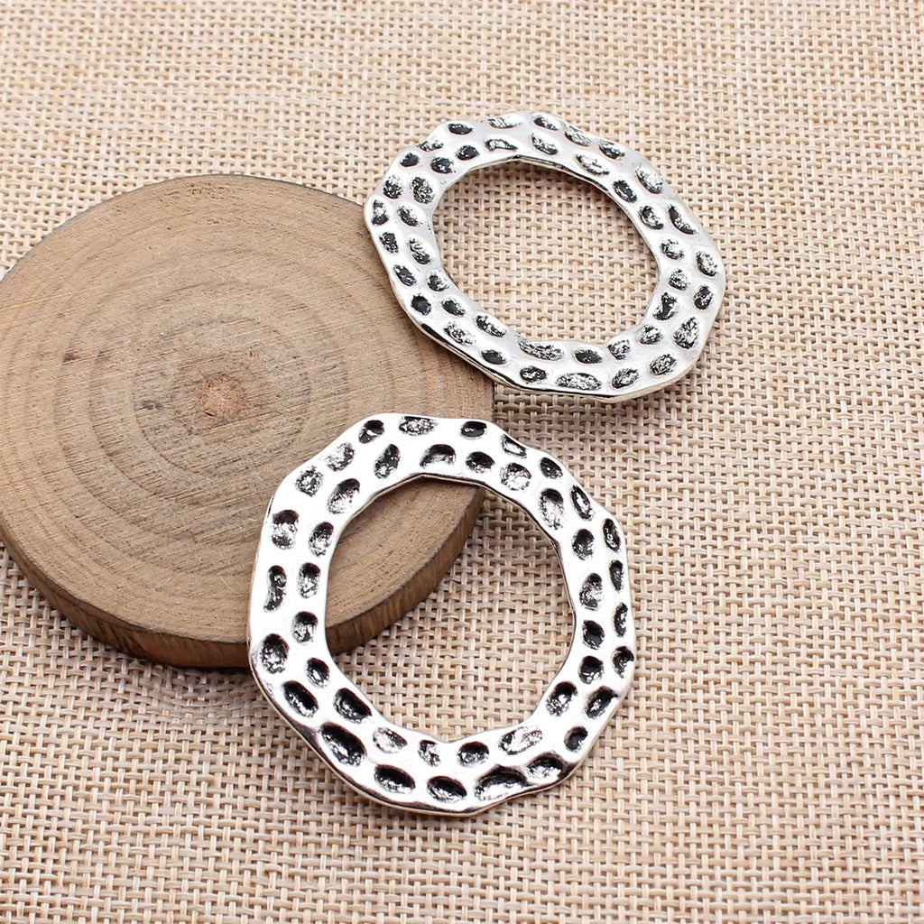 47x46mm 8.7g Antique Silver Zinc Alloy Hammered Irregular Round Ring Connector Charm for DIY Jewelry