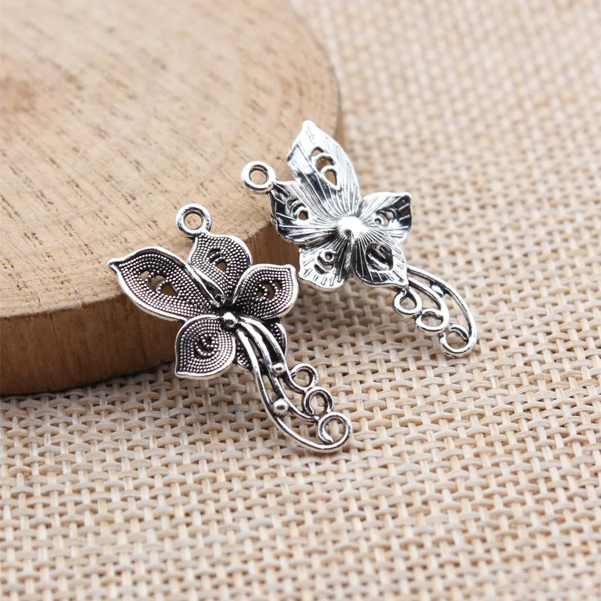 27x14mm 1.1g Antique Silver Zinc Alloy Chinese Style Flower Charm Pendant for DIY Jewelry Making