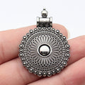 48x35mm 7.7g Blackened White K Tone Zinc Alloy Ornate Round Medallion Charm Pendant for DIY Necklace