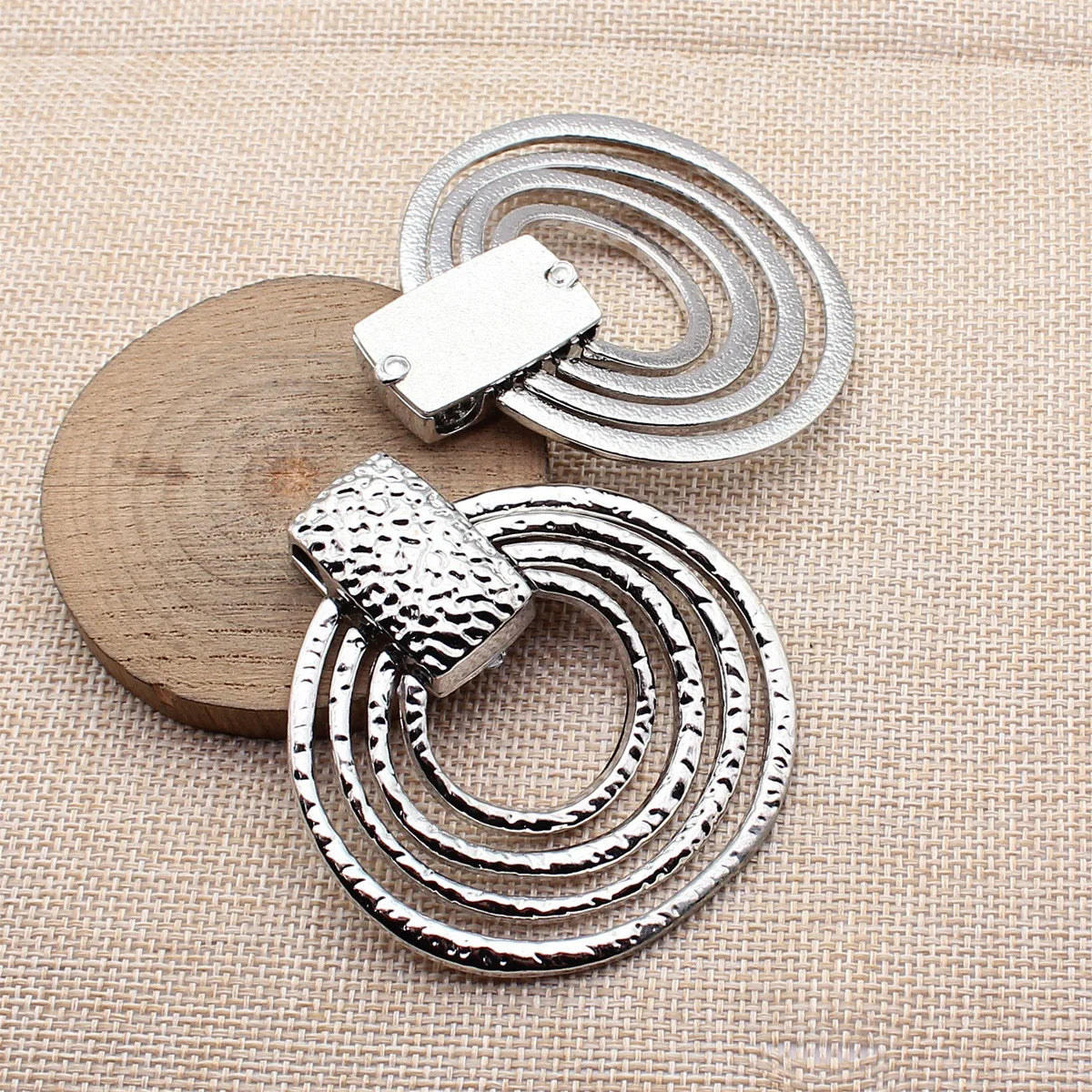 67x63mm 38g Multicolor Zinc Alloy Layered Hammered Circle Ring Charm Pendant for DIY Necklace Jewelry