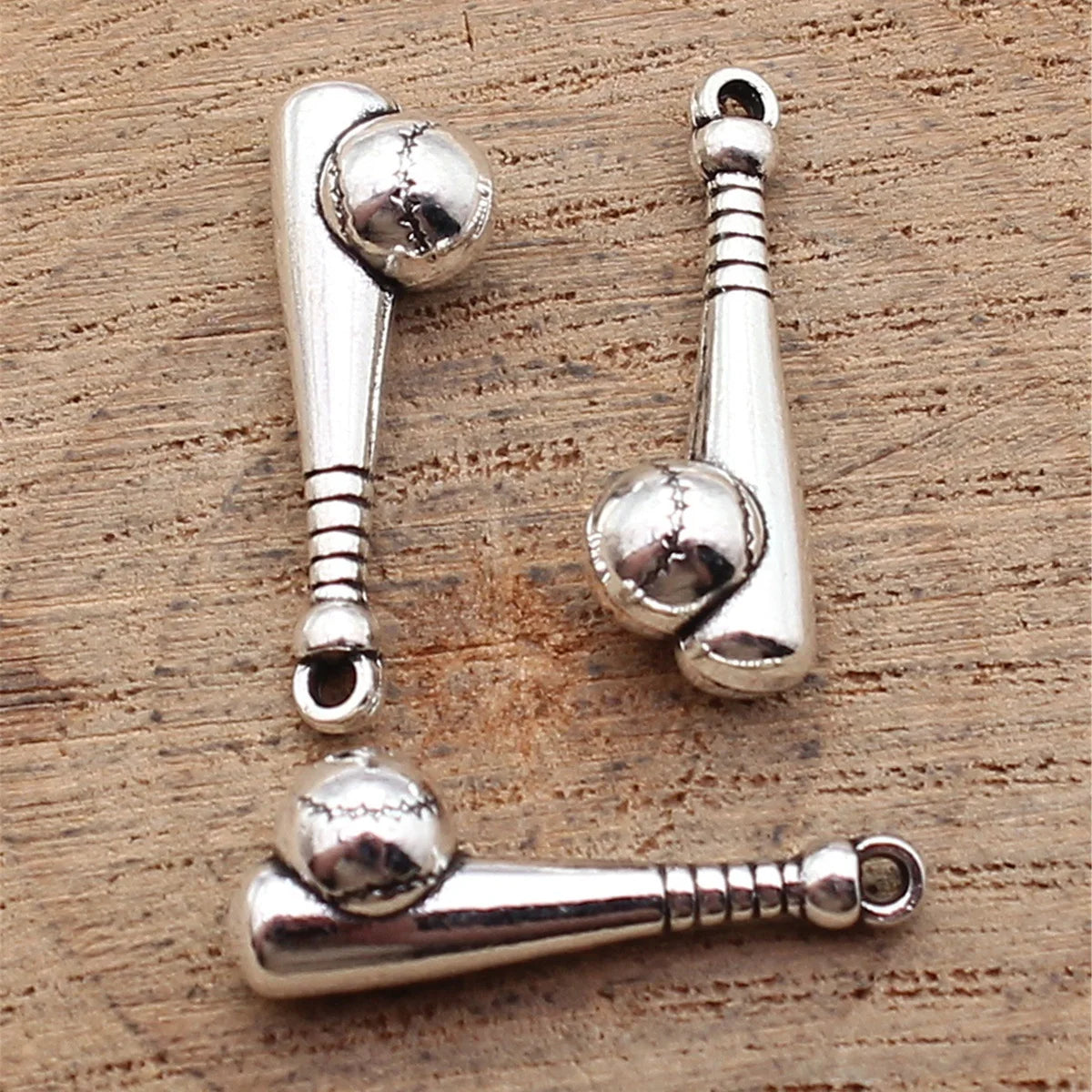 21x7.4mm 1.6g Antique Silver Zinc Alloy Baseball Bat charm pendant for DIY sports jewelry making