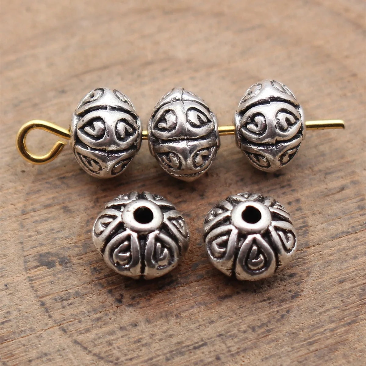 6.8x6.8x5.3mm 0.72g Multicolor Zinc Alloy Carved Heart Pattern Spacer Beads for DIY Bracelet Jewelry
