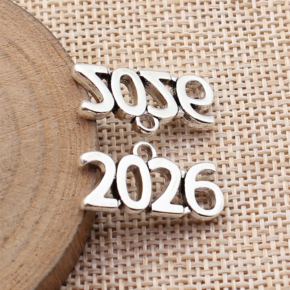 25x12mm 2.3g Antique Silver Zinc Alloy 2026 Year Charm Pendant for DIY Graduation Jewelry Making
