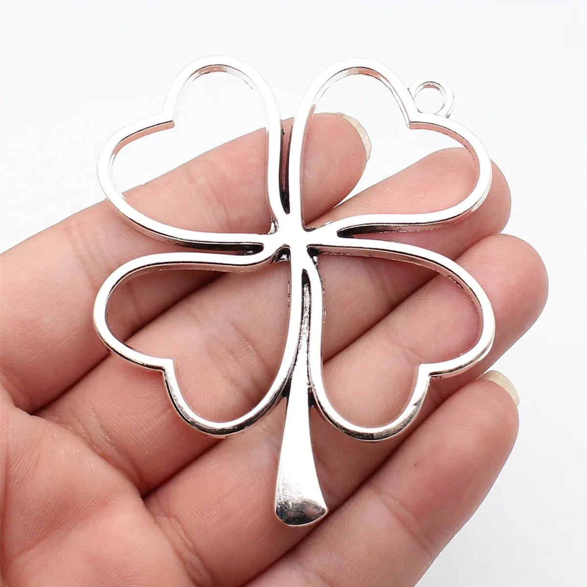 77x64mm 17.3g Antique Silver Zinc Alloy Large Hollow Four Leaf Clover Charm Pendant for DIY Jewelry