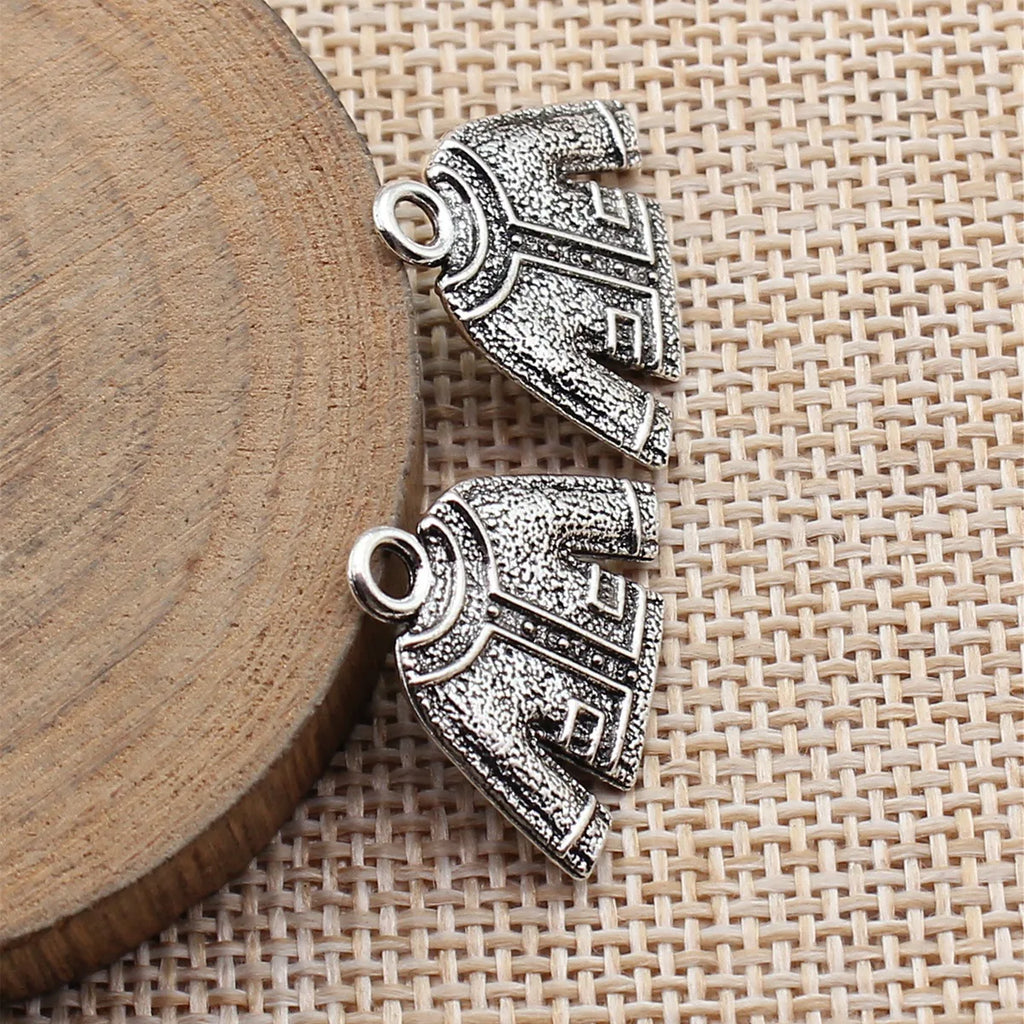 21x18mm 2.3g Antique Silver Zinc Alloy Double Sided Clothing Charm Pendant for DIY Jewelry Making